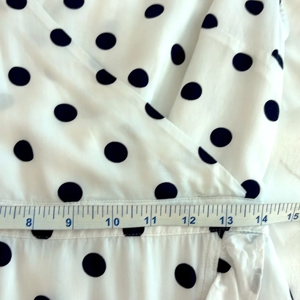 J. Crew White & Navy Polka Dot V-Neck, Front Cap Sleeve Ruffled,  Dress. Size 8
